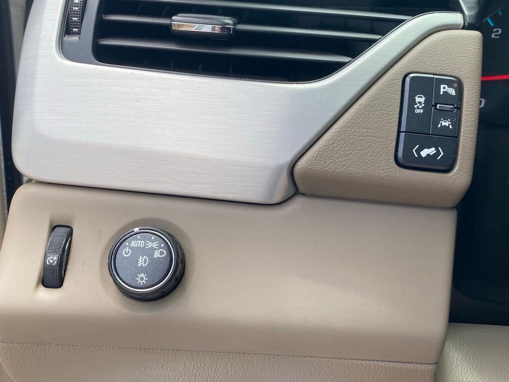 2017 GMC Yukon XL SLT