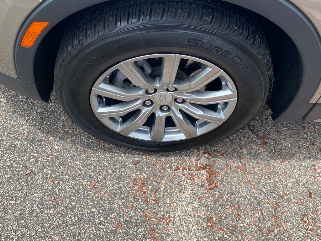 2023 Cadillac XT4 Premium Luxury