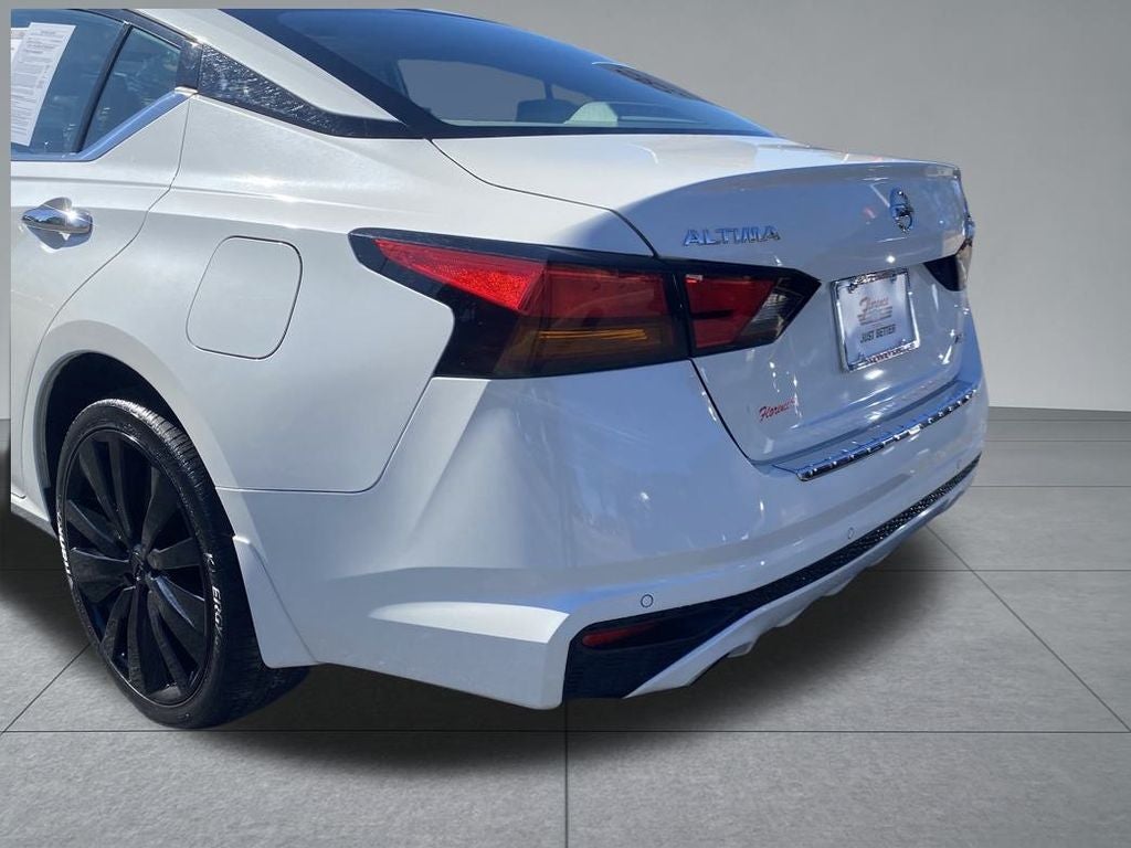2022 Nissan Altima 2.5 Platinum