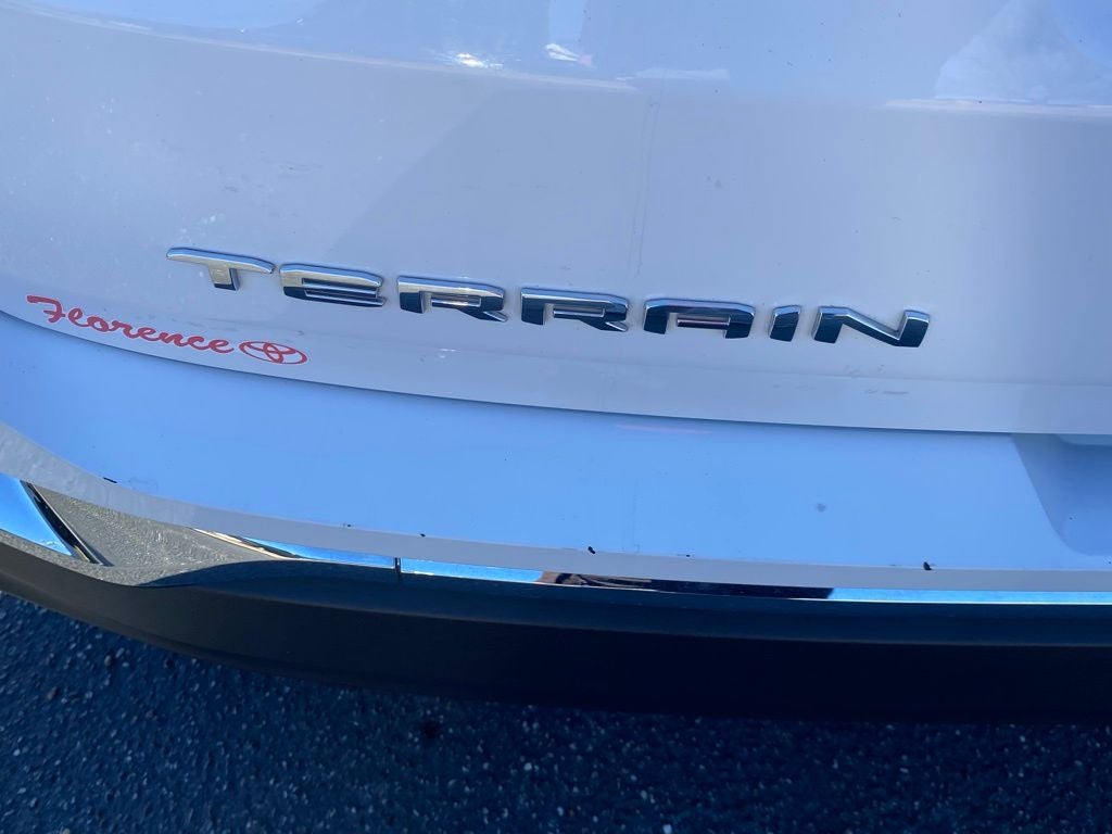 2023 GMC Terrain SLT