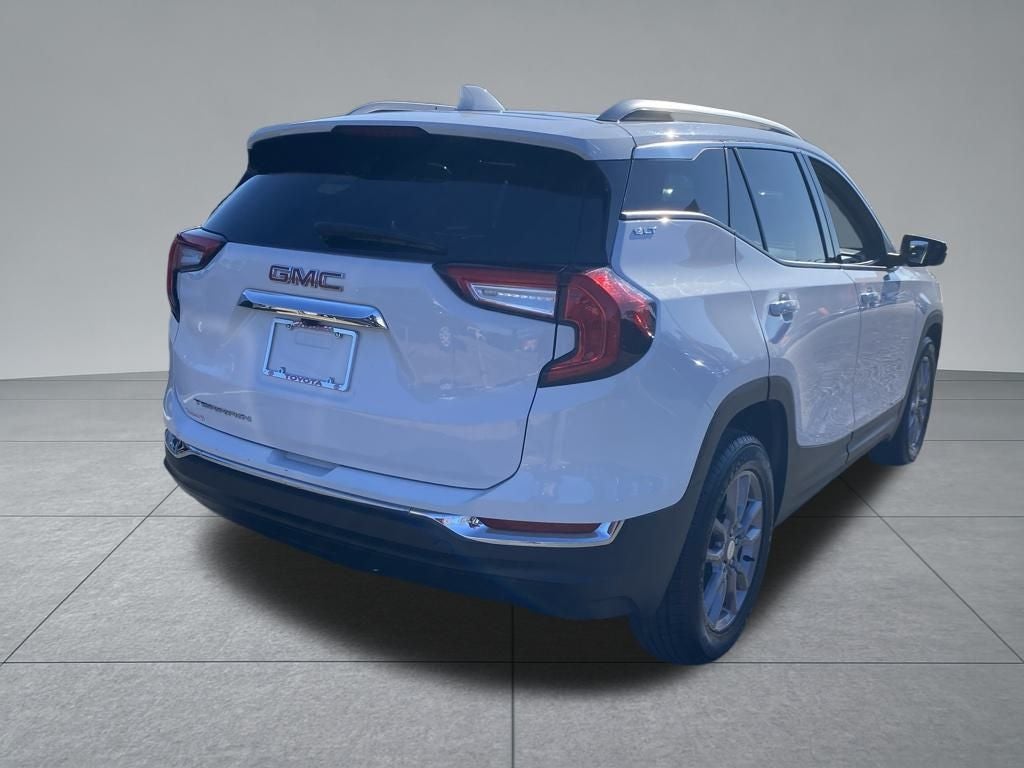 2023 GMC Terrain SLT