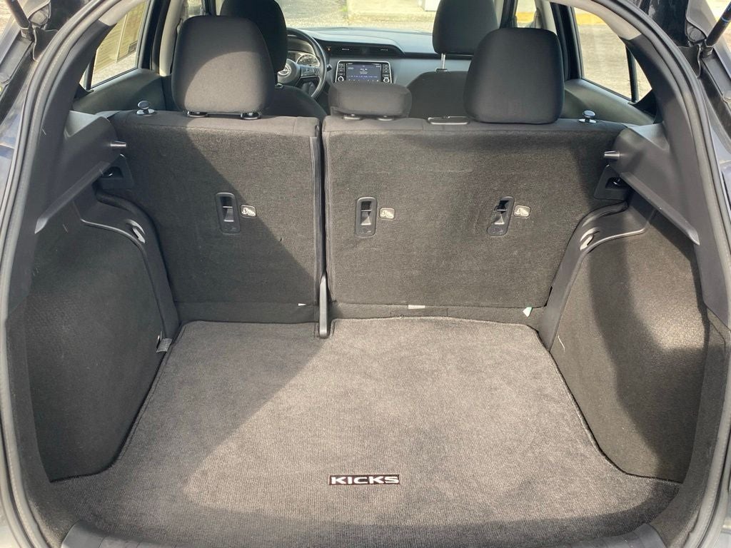 2023 Nissan Kicks S