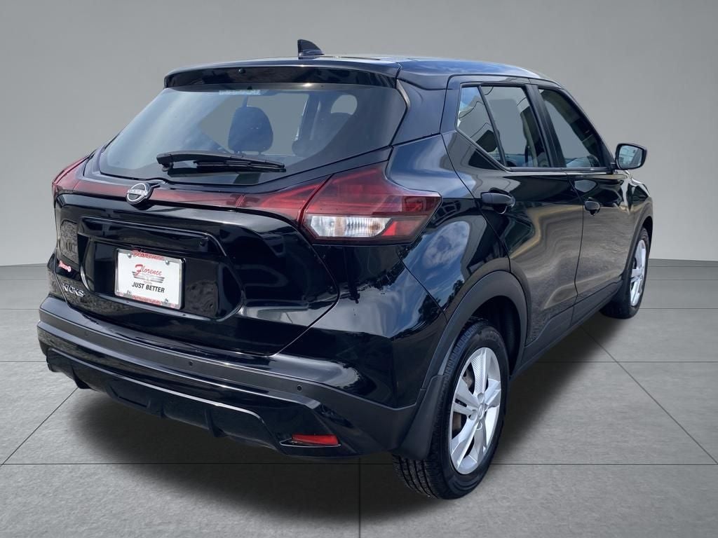 2023 Nissan Kicks S