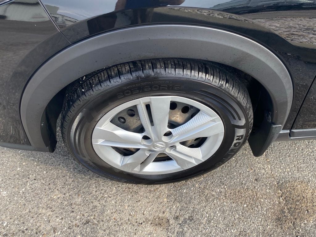 2023 Nissan Kicks S