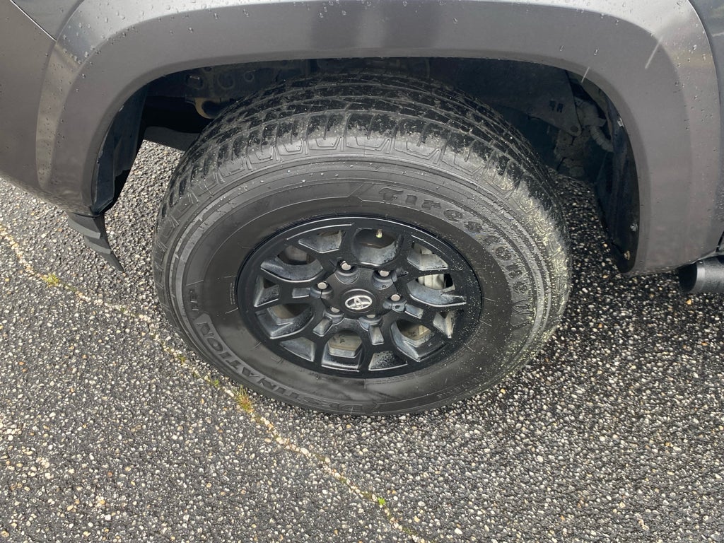 2022 Toyota Tacoma SR5