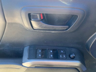 2019 Toyota Tacoma SR5 V6