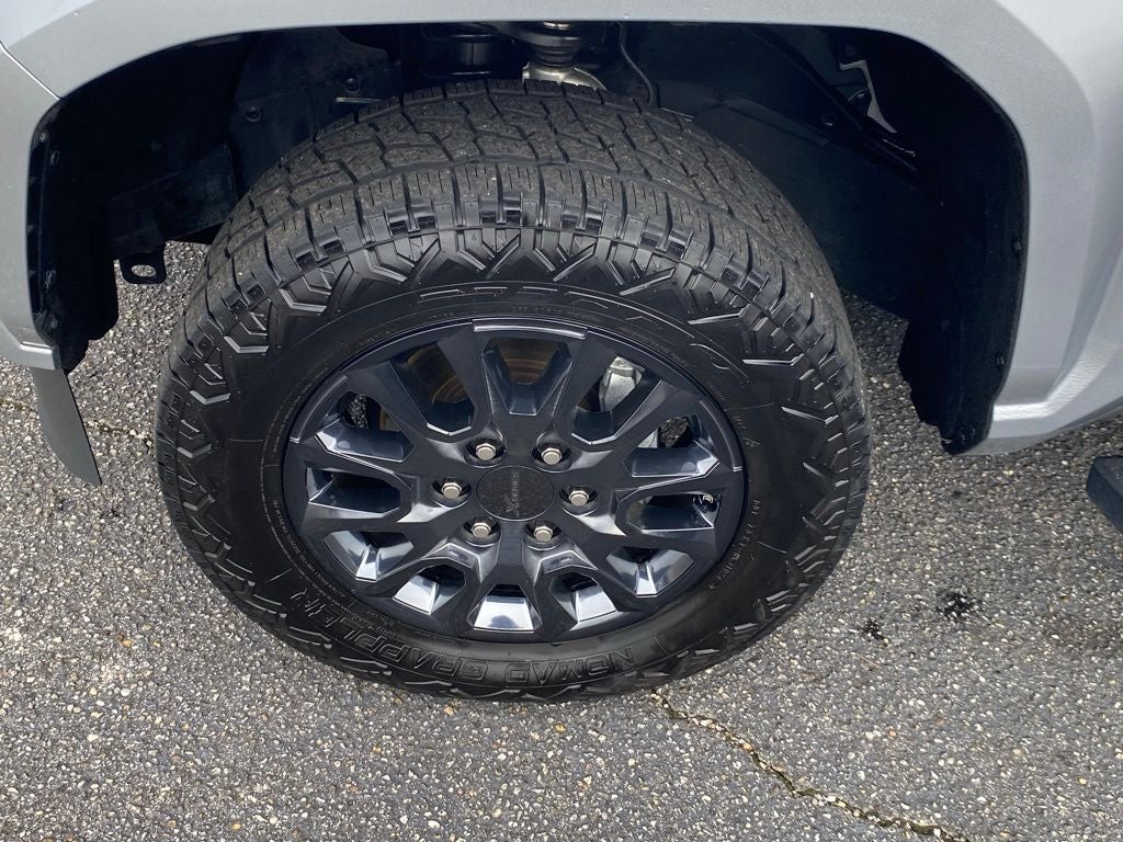 2024 Toyota Tacoma SR5