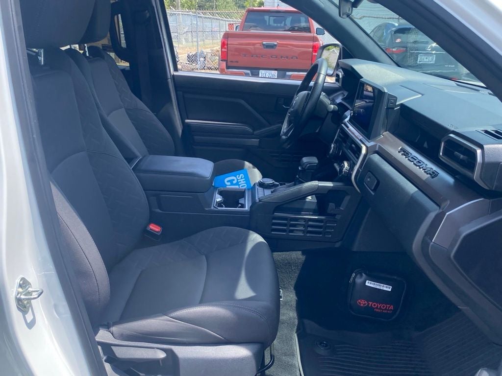 2025 Toyota Tacoma SR5