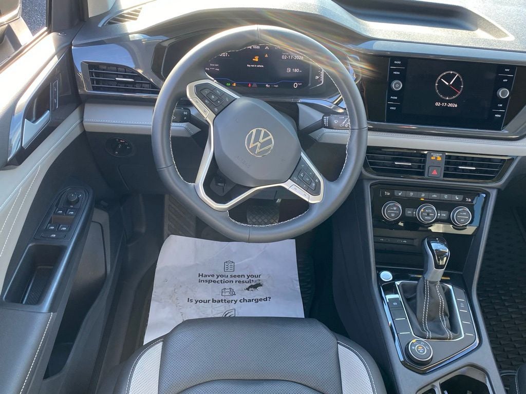 2024 Volkswagen Taos 1.5T SEL