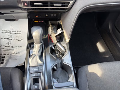 2025 Toyota Camry Hybrid LE