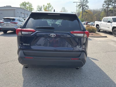 2025 Toyota Camry Hybrid LE
