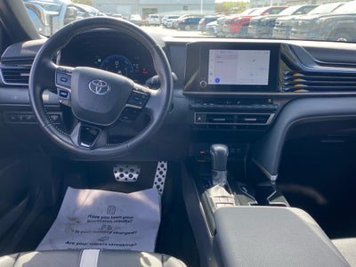 2025 Toyota Camry Hybrid SE