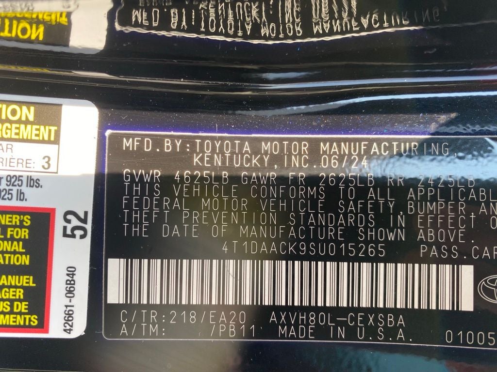 2025 Toyota Camry SE