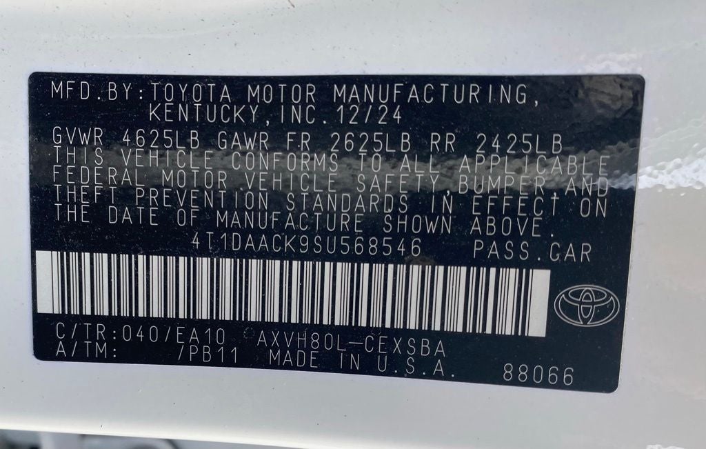 2025 Toyota Camry SE
