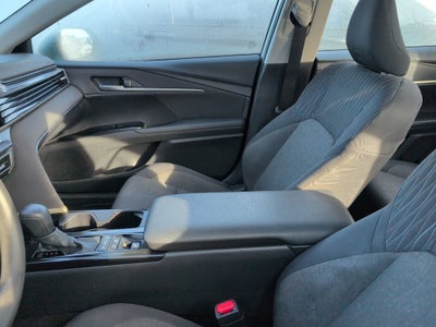 2025 Toyota Camry Hybrid LE