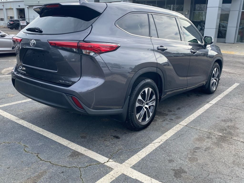 2022 Toyota Highlander XLE