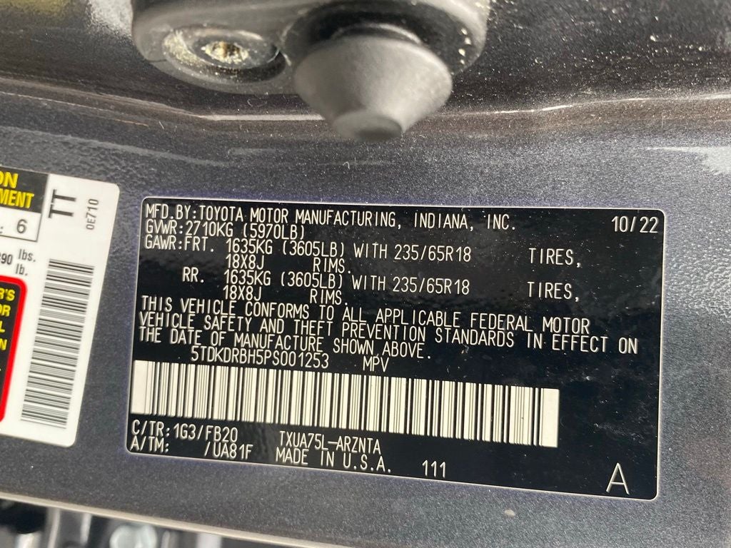 2023 Toyota Highlander LE