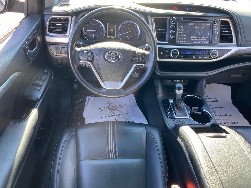 2019 Toyota Highlander SE Nightshade
