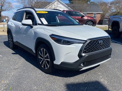2024 Toyota Corolla Cross XLE