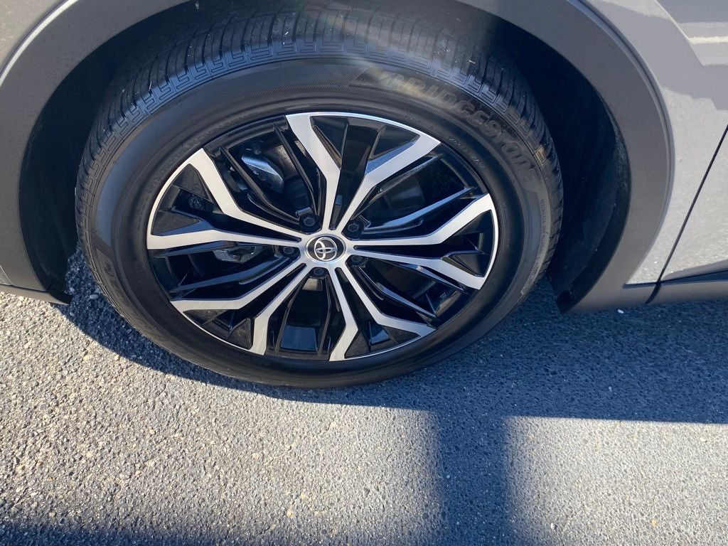 2025 Toyota Crown XLE