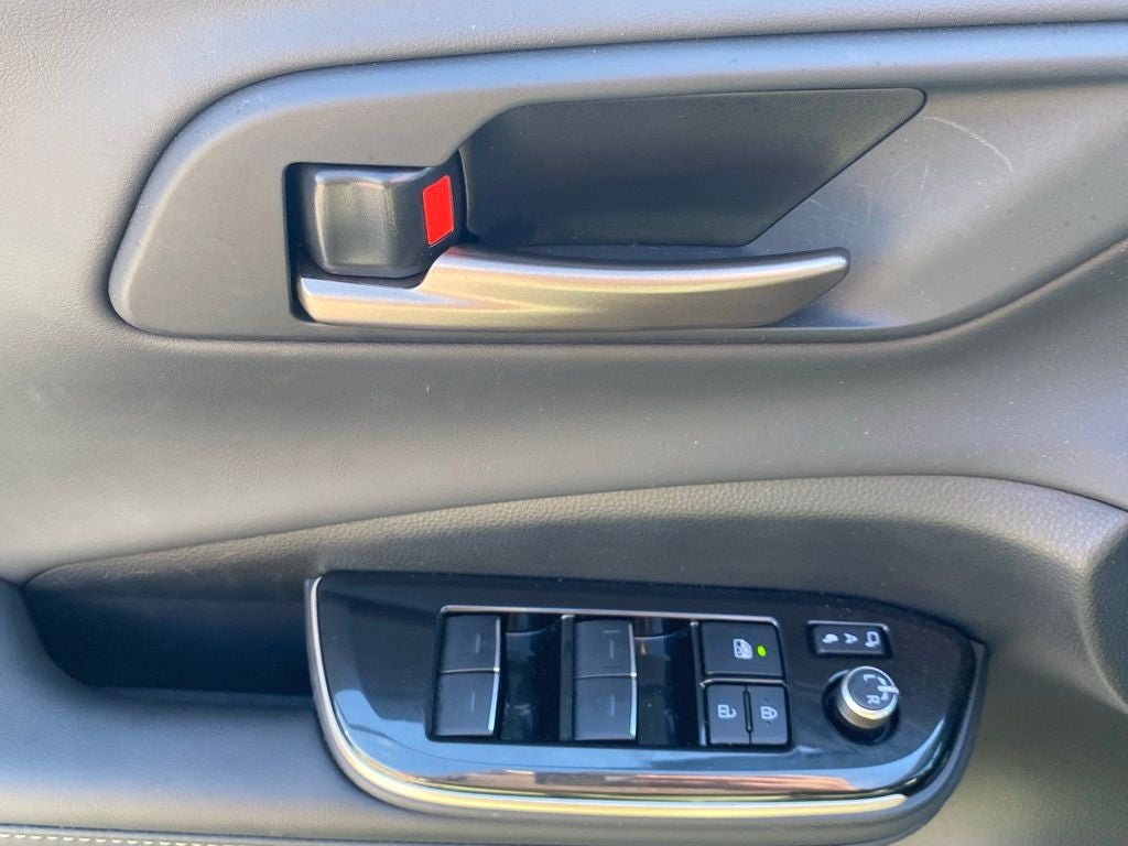 2025 Toyota Crown XLE