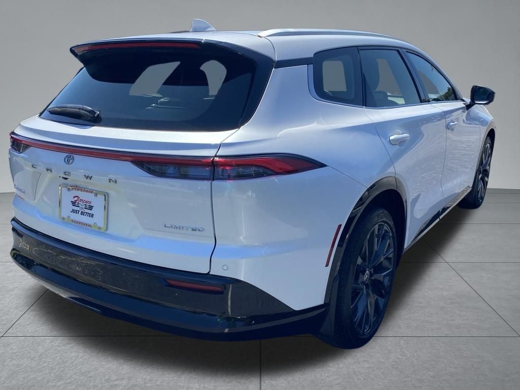 2025 Toyota Crown Signia Limited