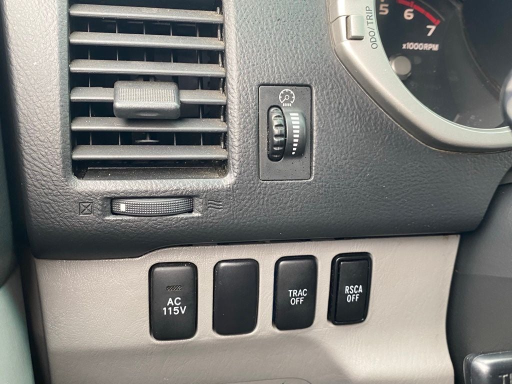 2004 Toyota 4Runner SR5