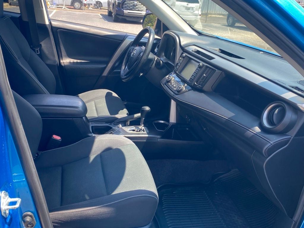 2016 Toyota RAV4 Hybrid XLE
