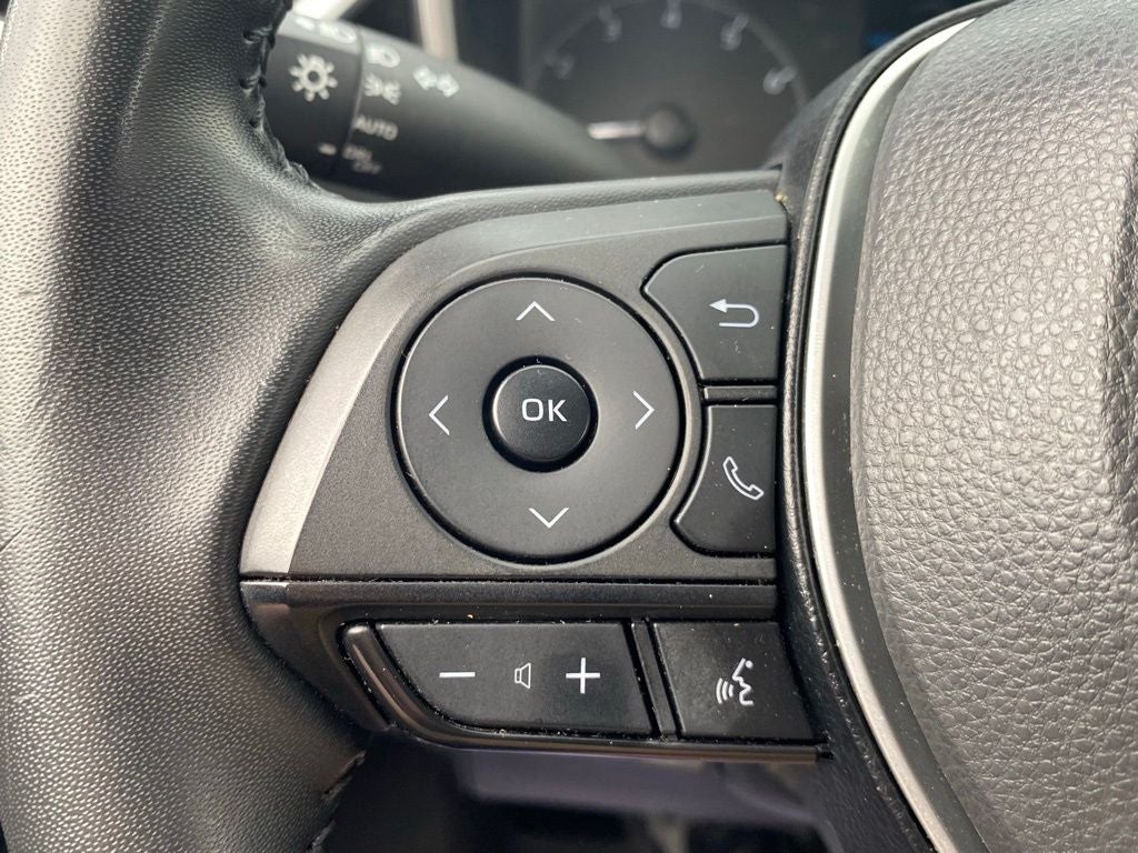 2023 Toyota Corolla Hatchback SE