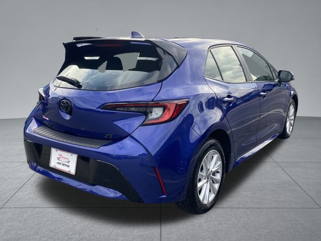 2025 Toyota Corolla Hatchback SE