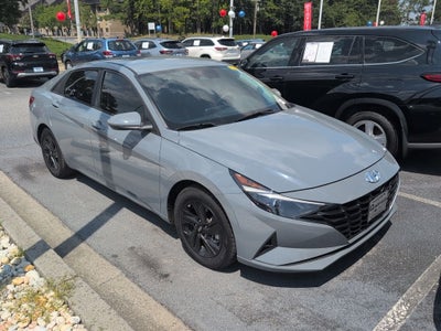 2022 Hyundai Elantra SEL
