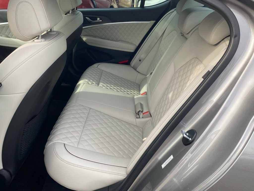 2025 Genesis G70 3.3T Sport Prestige