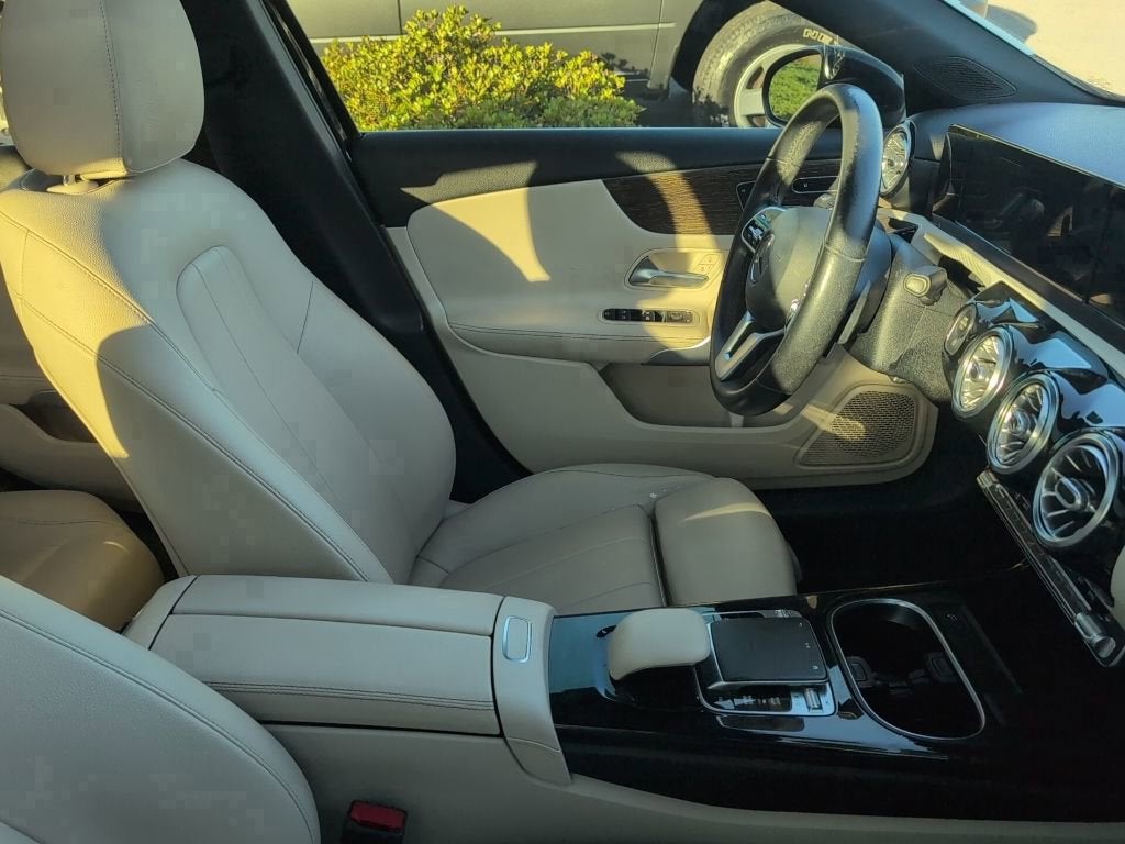 2019 Mercedes-Benz A-Class A220