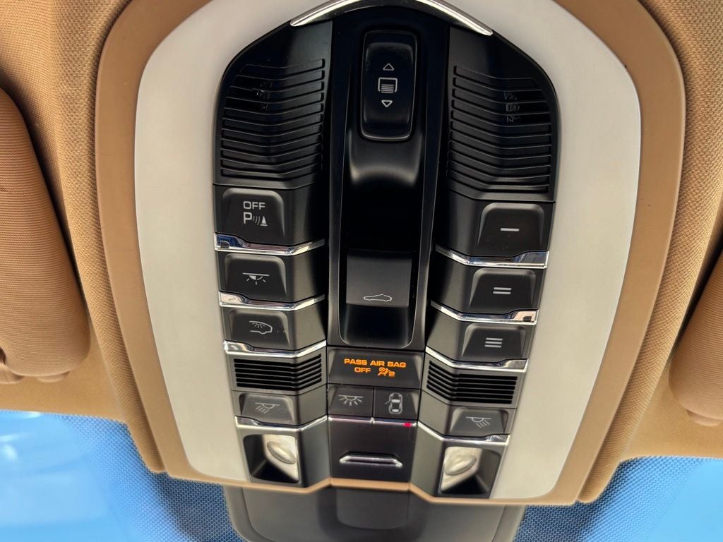2016 Porsche Cayenne Base