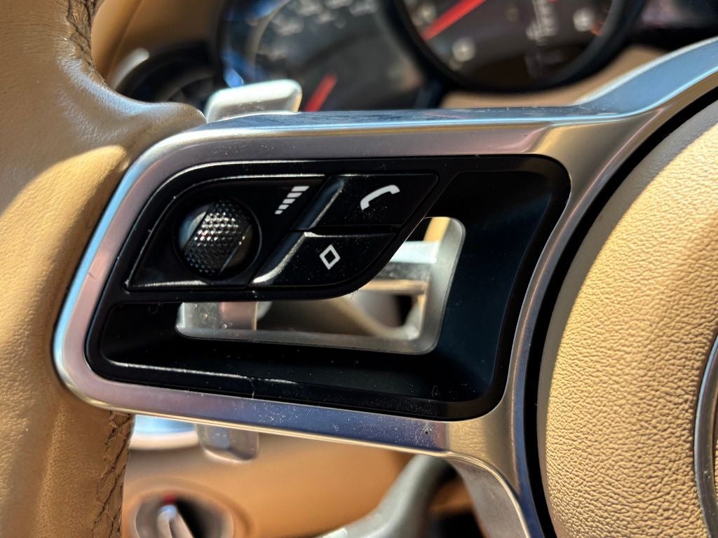 2016 Porsche Cayenne Base