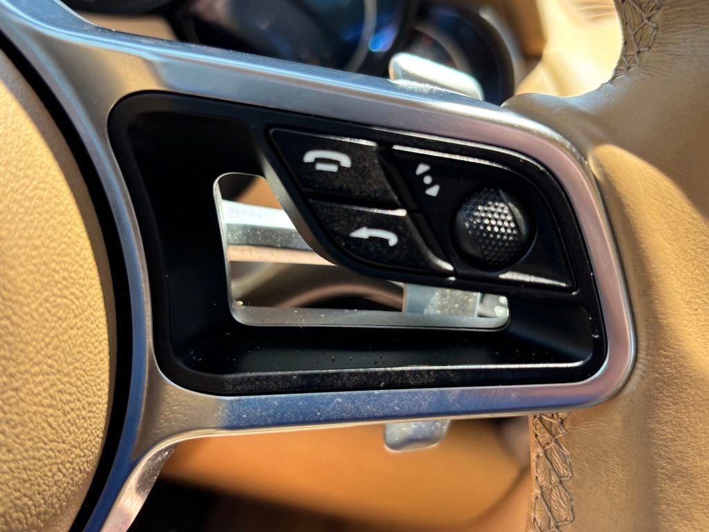 2016 Porsche Cayenne Base