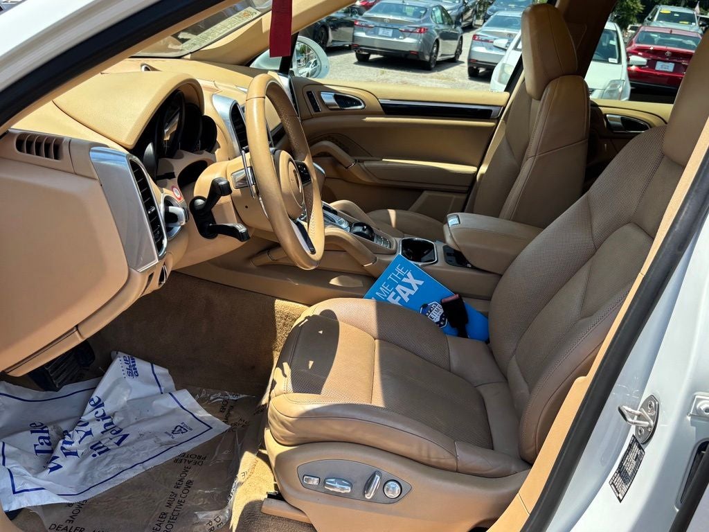 2016 Porsche Cayenne Base