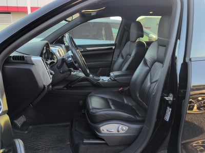 2018 Porsche Cayenne S Platinum Edition E-Hybrid