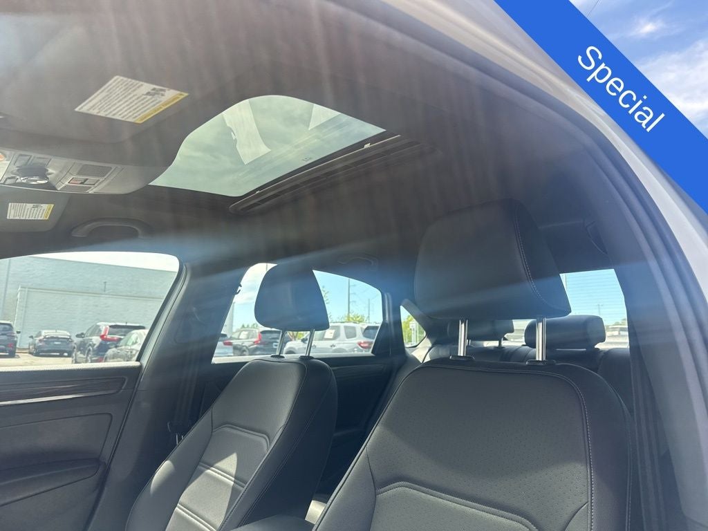 2021 Volkswagen Passat 2.0T R-Line