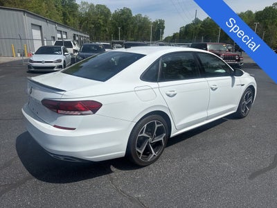 2021 Volkswagen Passat 2.0T R-Line