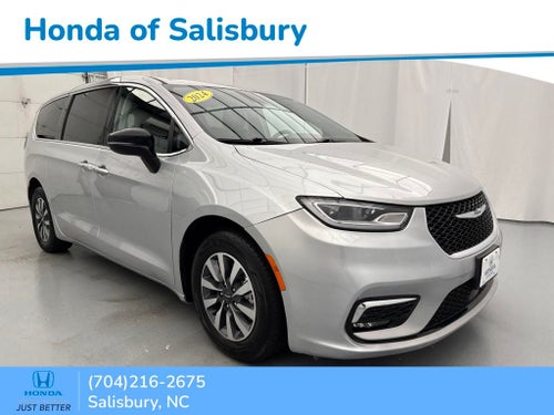 2024 Chrysler Pacifica Hybrid Select