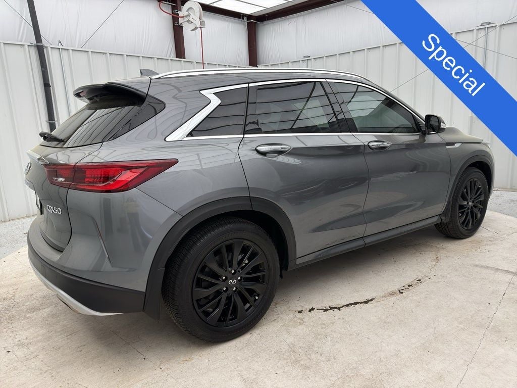 2023 INFINITI QX50 LUXE