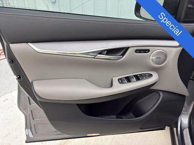 2023 INFINITI QX50 LUXE