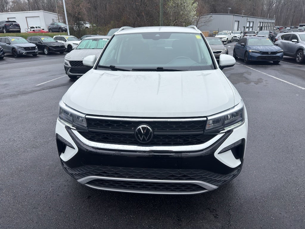 2024 Volkswagen Taos SE