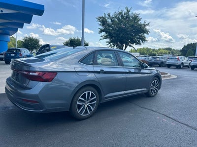 2025 Volkswagen Jetta 1.5T SE