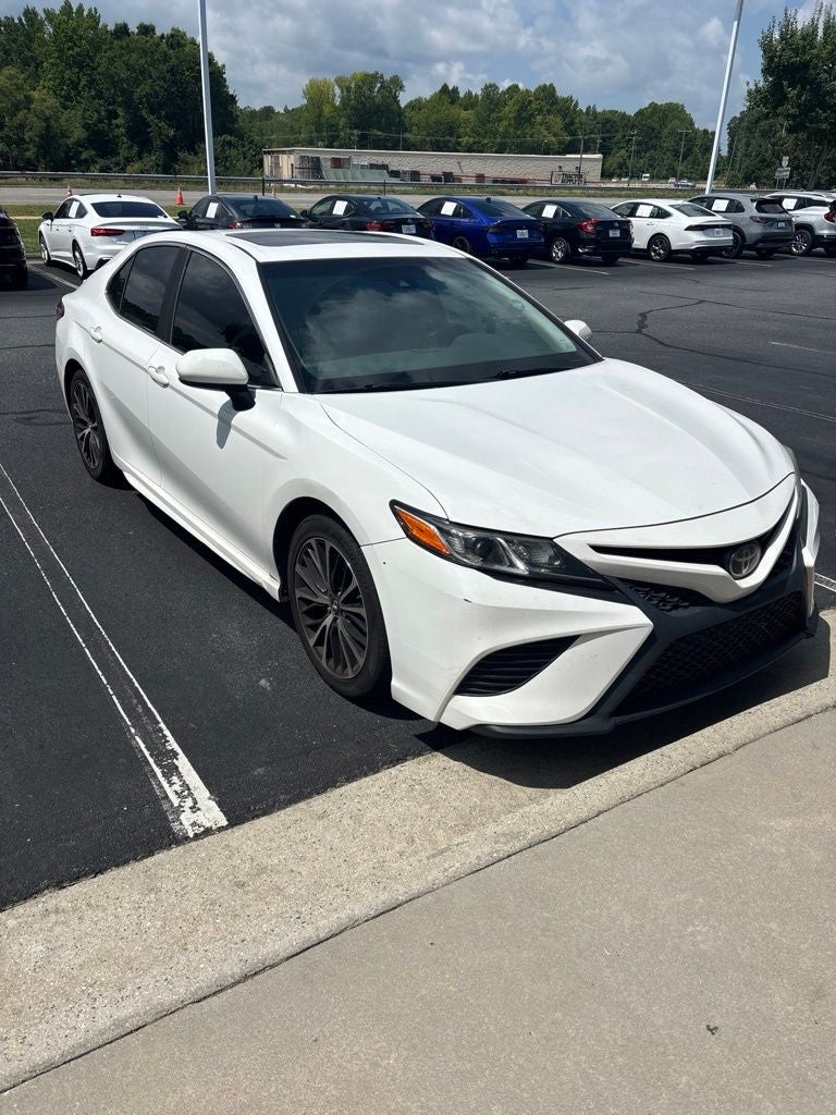 2018 Toyota Camry SE