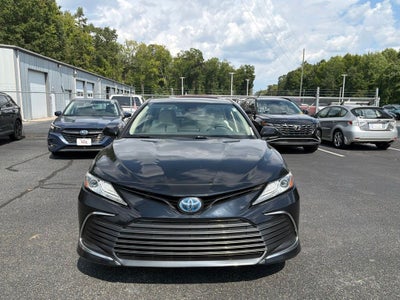 2022 Toyota Camry Hybrid XLE