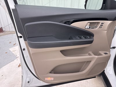 2022 Honda Pilot Touring 8-Passenger