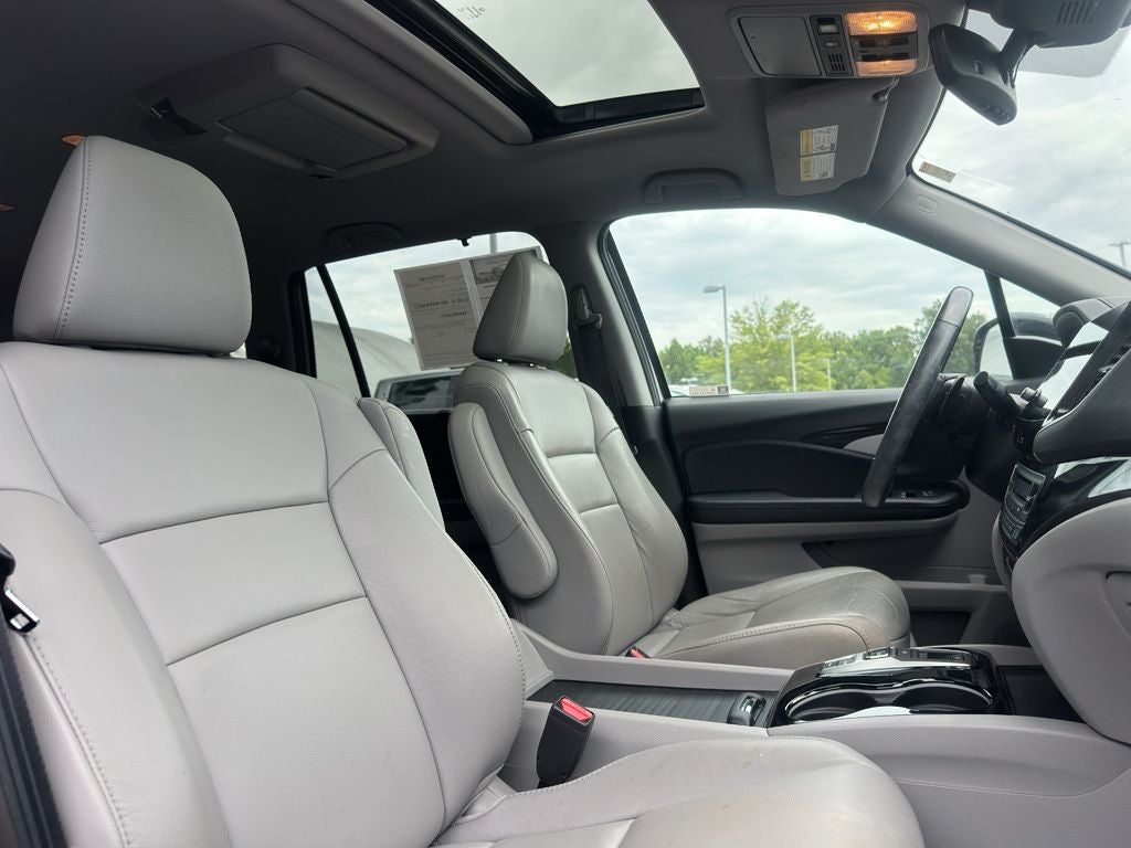 2021 Honda Pilot Touring 8 Passenger