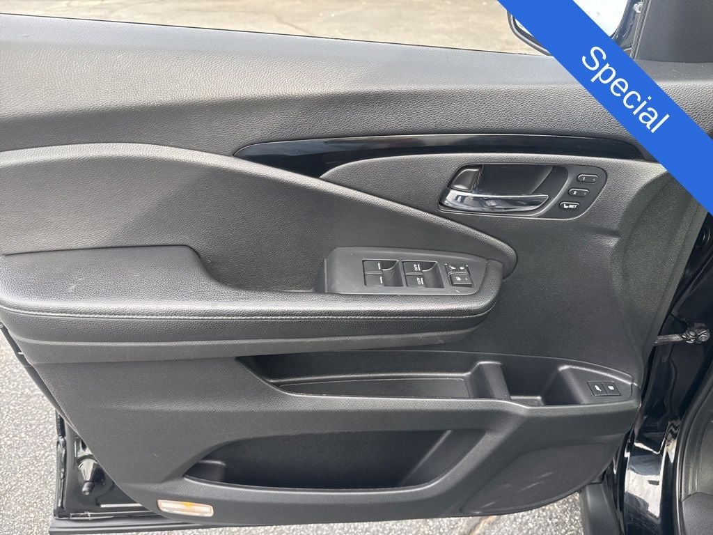 2019 Honda Pilot Touring 8 Passenger